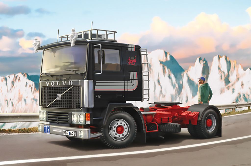 Italeri Volvo F-12 Intercooler (Low Roof) with accessories
