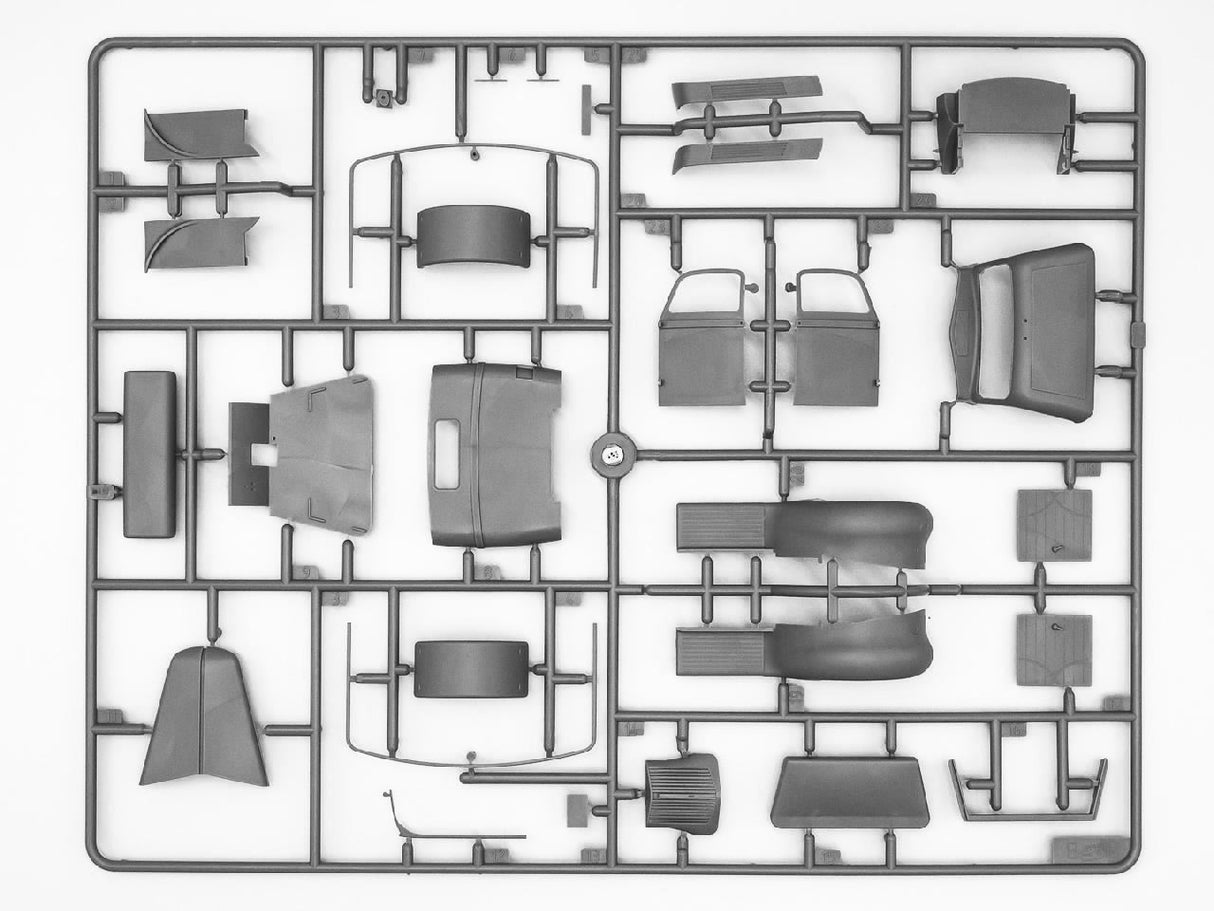 Icm V3000S 'Einheitsfahrerhaus', Wwii German Military Truck