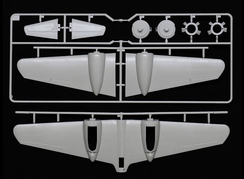 Tamiya 1/48 Ki-46 Iii 100 & Kurogane
