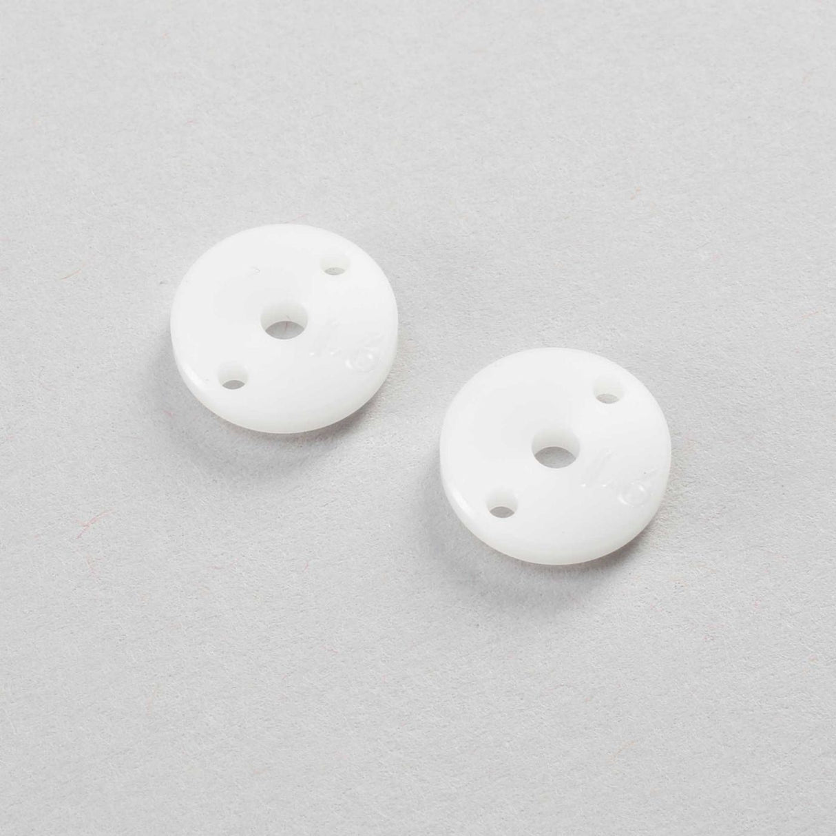 TLR Machined Shock Pistons, Thin, 2 x 1.6mm, G3 (2)