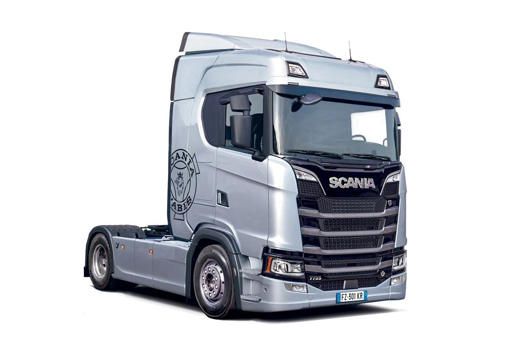 Italeri Scania S770 4X2 Normal Roof Ingrey Cabin