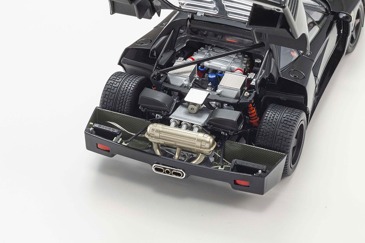 Kyosho 1:18 Ferrari F40 Black 1987 Die-Cast Collection