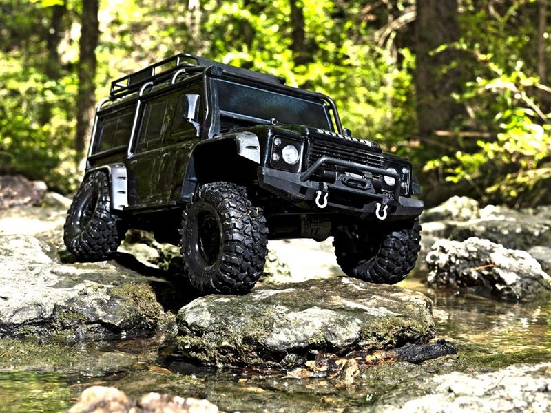 Traxxas TRX-4 Land Rover Defender 110 - Black
