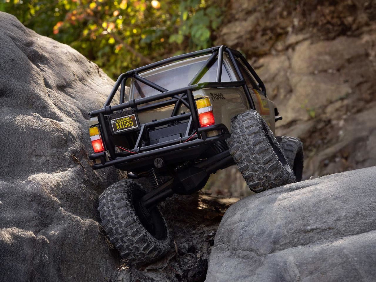 Axial 1/10 Scx10 Iii 1987 Toyota Sr5 4X4 Rtr Brushed Rock Crawler,