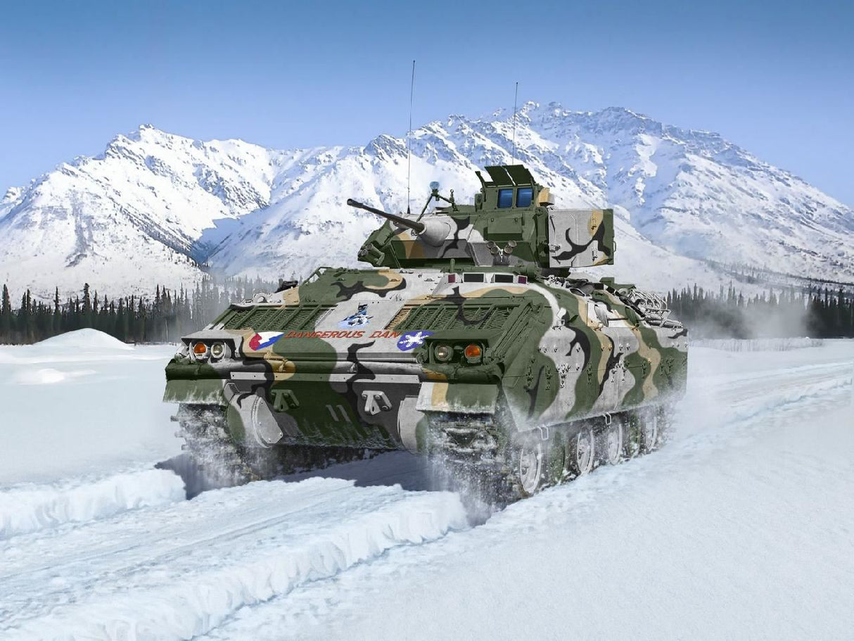 Icm M2 Bradley Light Tank, U.S. Infantry Fighting Vehicle