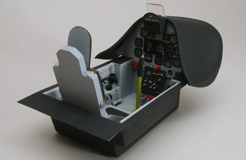 Flying Legends P-51 Mustang (85cc) - Scale Cockpit (Q-FL100/SC)