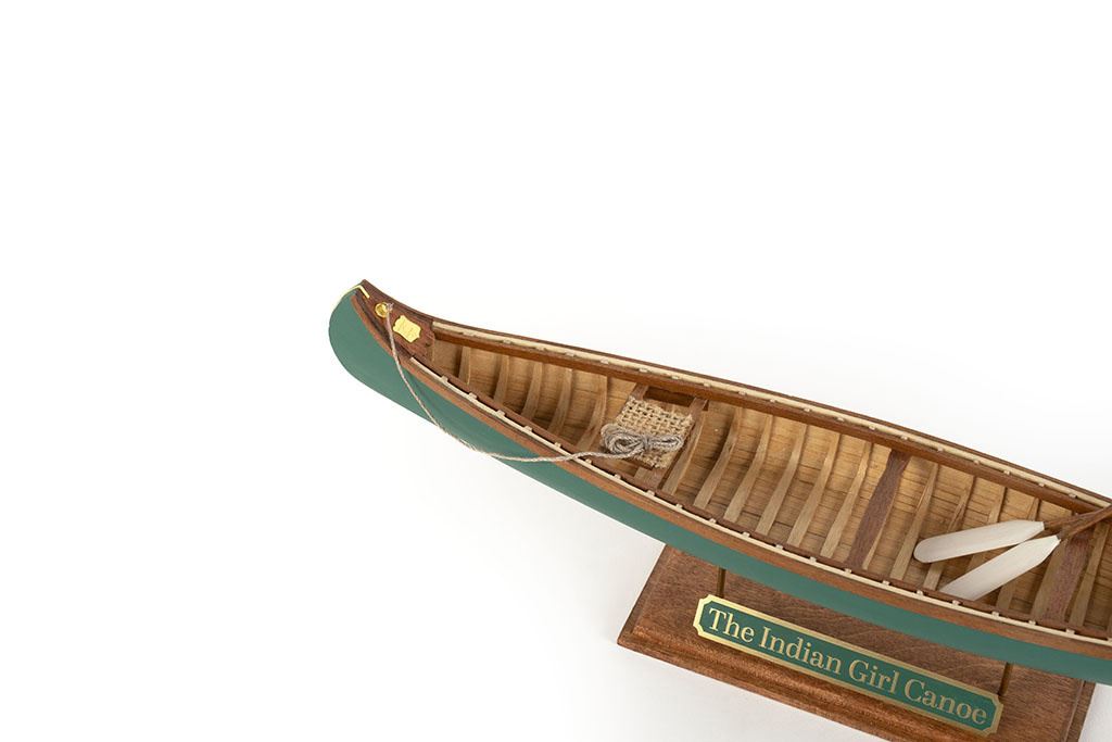 Artesania 1/16 The Indian Girl Canoe