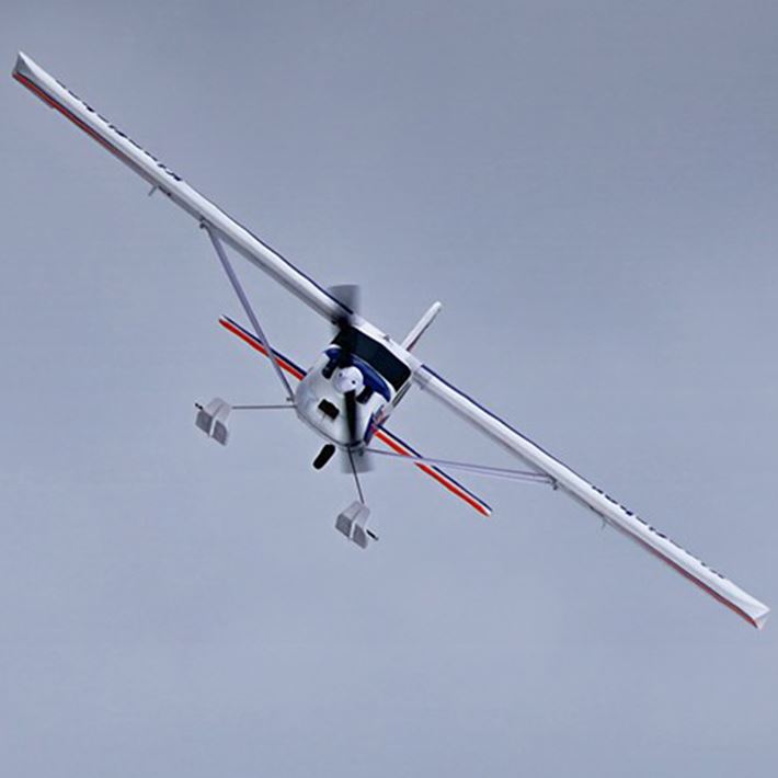 Fms 1400Mm Kingfisher Pnp With Wheels,Floats,Skis And Flaps