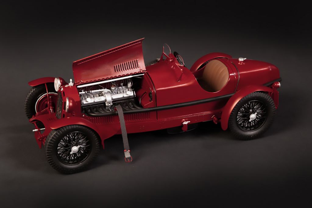 Italeri Alfa Romeo 8C 2300 Roadster