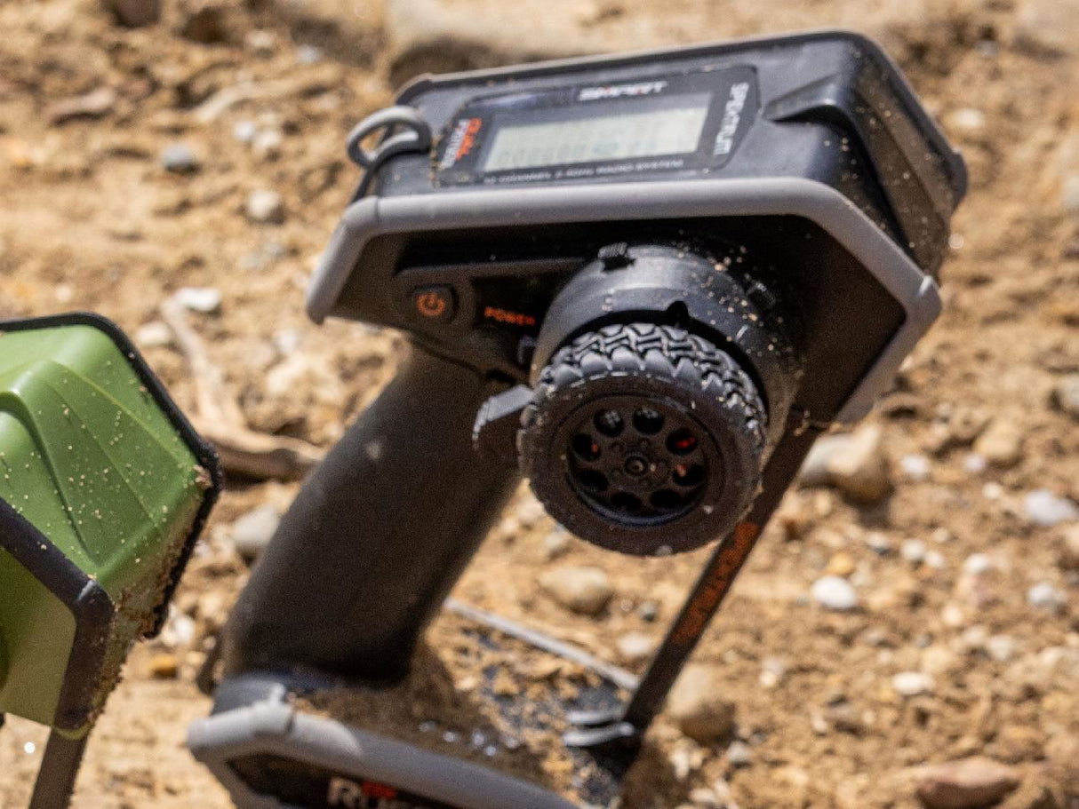 Spektrum Dx Rugged+ 12-Channel Dsmr+ Transmitter With Sr615 Receiver