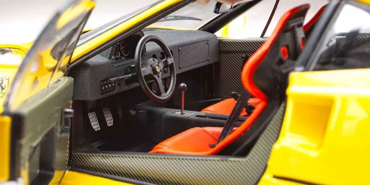 Kyosho 1:18 Ferrari F40 Yellow 1987 Die-Cast Collection
