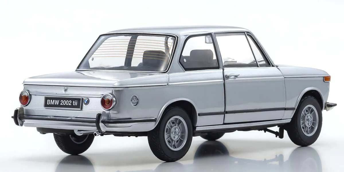Kyosho 1:18 Bmw 2002 Tii 1972 Silver
