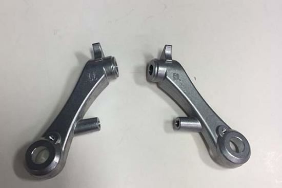 Tamiya Lower Arm L + R 58441