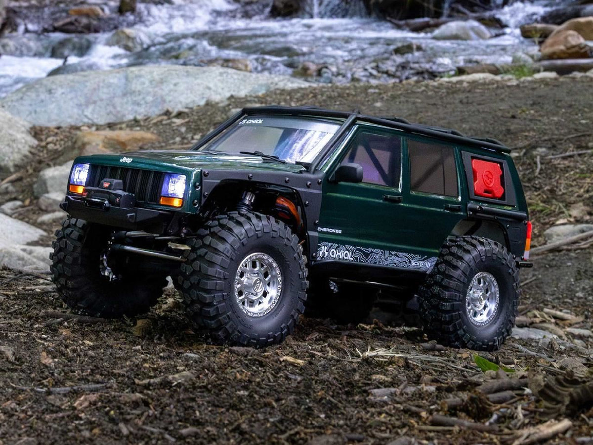 Axial 1/10 Scx10 Iii Jeep Cherokee Xj 4X4 Rtr Rock Crawler, Green