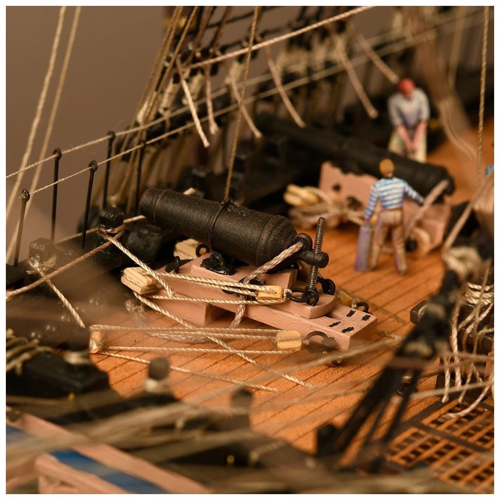 Artesania Hms Victory 1:84 Ship Of The Line Trafalgar (Closed Hull Version)