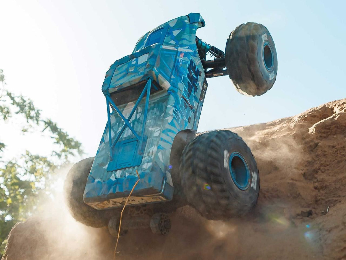 Arrma 1/8 Quake 4S Dsc 4X4 Rtr Monster Truck, White/Blue