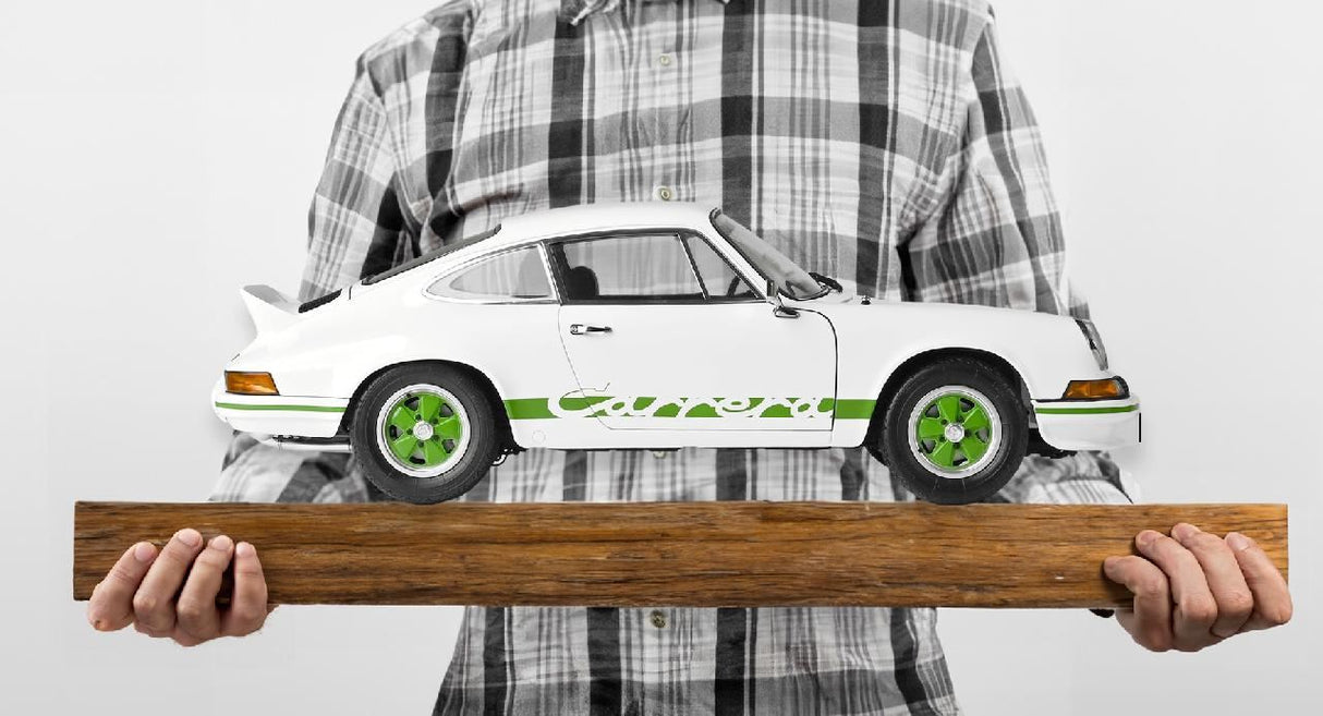 Ixo (Parent) White Porsche 911 Carrera Rs 2.7 1/8 Scale Full Metal Kit