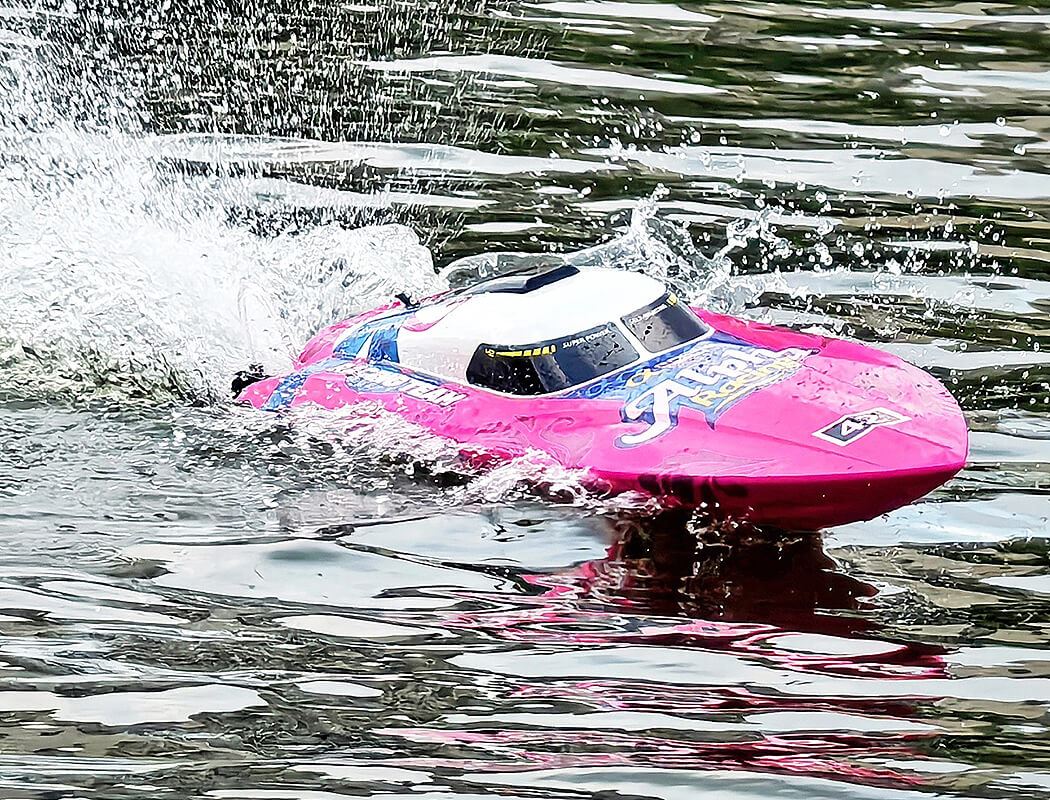 Joysway Alpha V2.0 Brushless Artr Racing Boat W/Obatt/Chrgr
