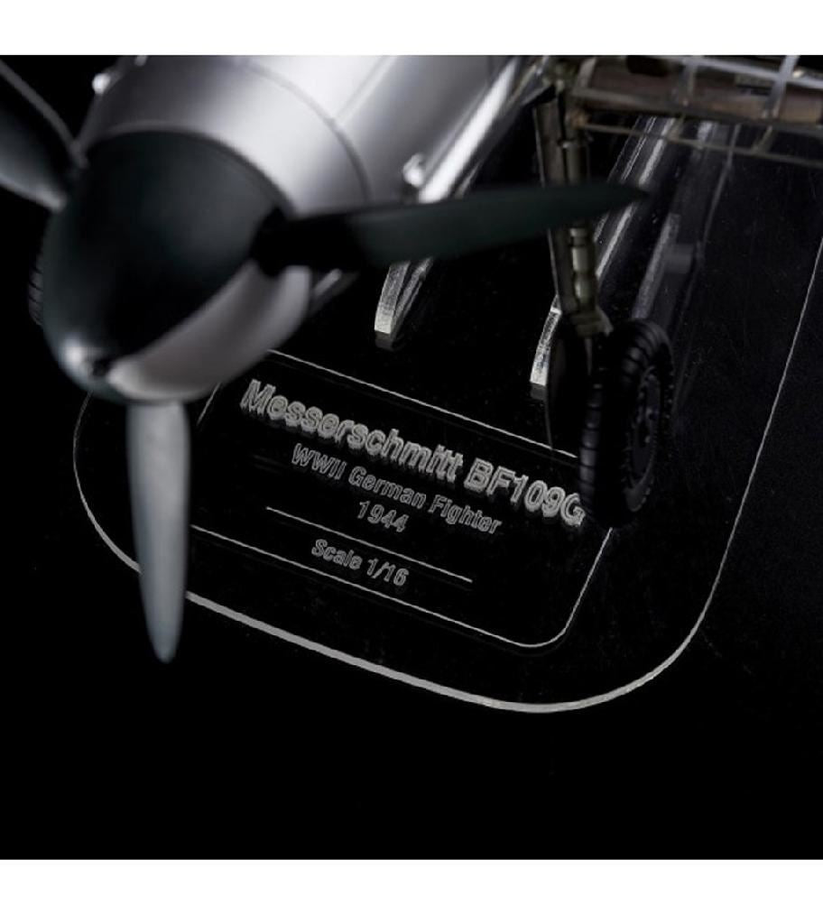 Artesania 1/16 MESSERSCHMITT BF109 Metal Model Kit with LIGHTS