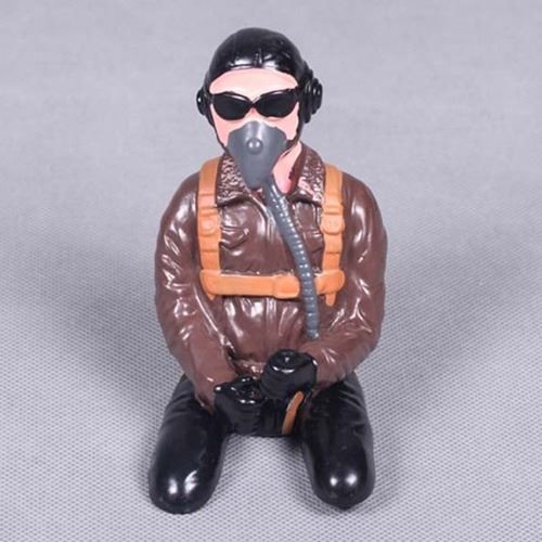 FMS PILOT 1.4 P40 / P47 / P51B / P51 D/ 1.7 (Lx87mm Wx61mm Hx100mm)