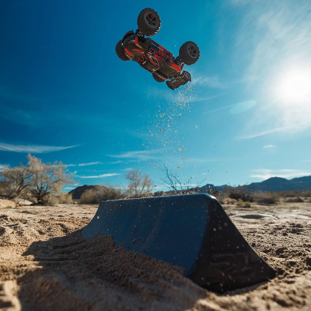 Arrma 1/16 Mini Kraton 3S Dsc 4X4 Rtr Speed Truck , Black/Red