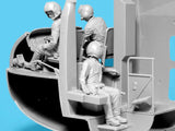 Icm S-64 Helicopter Crew (3 Figures)