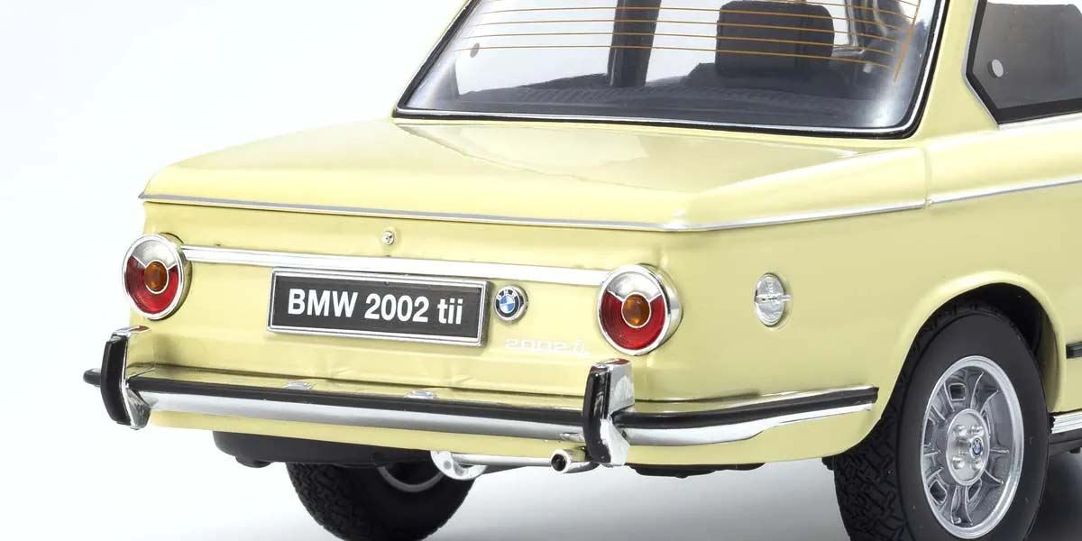 Kyosho 1:18 Bmw 2002 Tii 1972 Cream