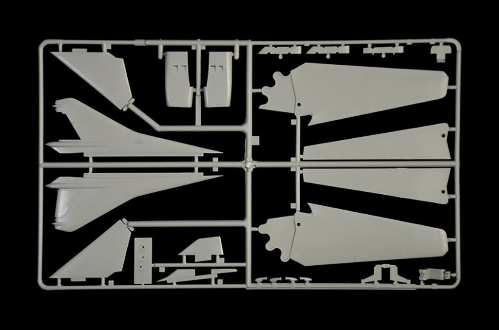 Italeri MiG-27 Flogger D