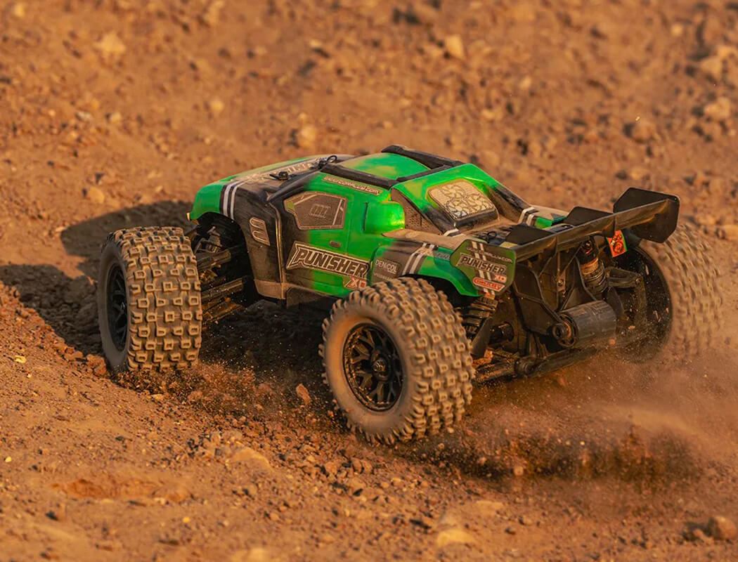 Corally Punisher Xd Rtr Truck - Green