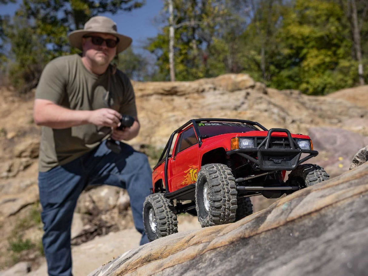 Axial 1/10 Scx10 Iii 1987 Toyota Sr5 4X4 Rtr Brushed Rock Crawler,