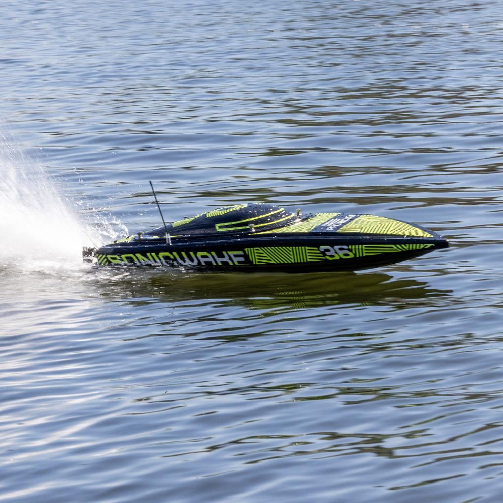 Proboat Sonicwake 36In V3 Self-Righting V-Hull Boat Rtr, Black