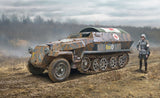 Italeri Sd.Kfz. 251/8 ambulance